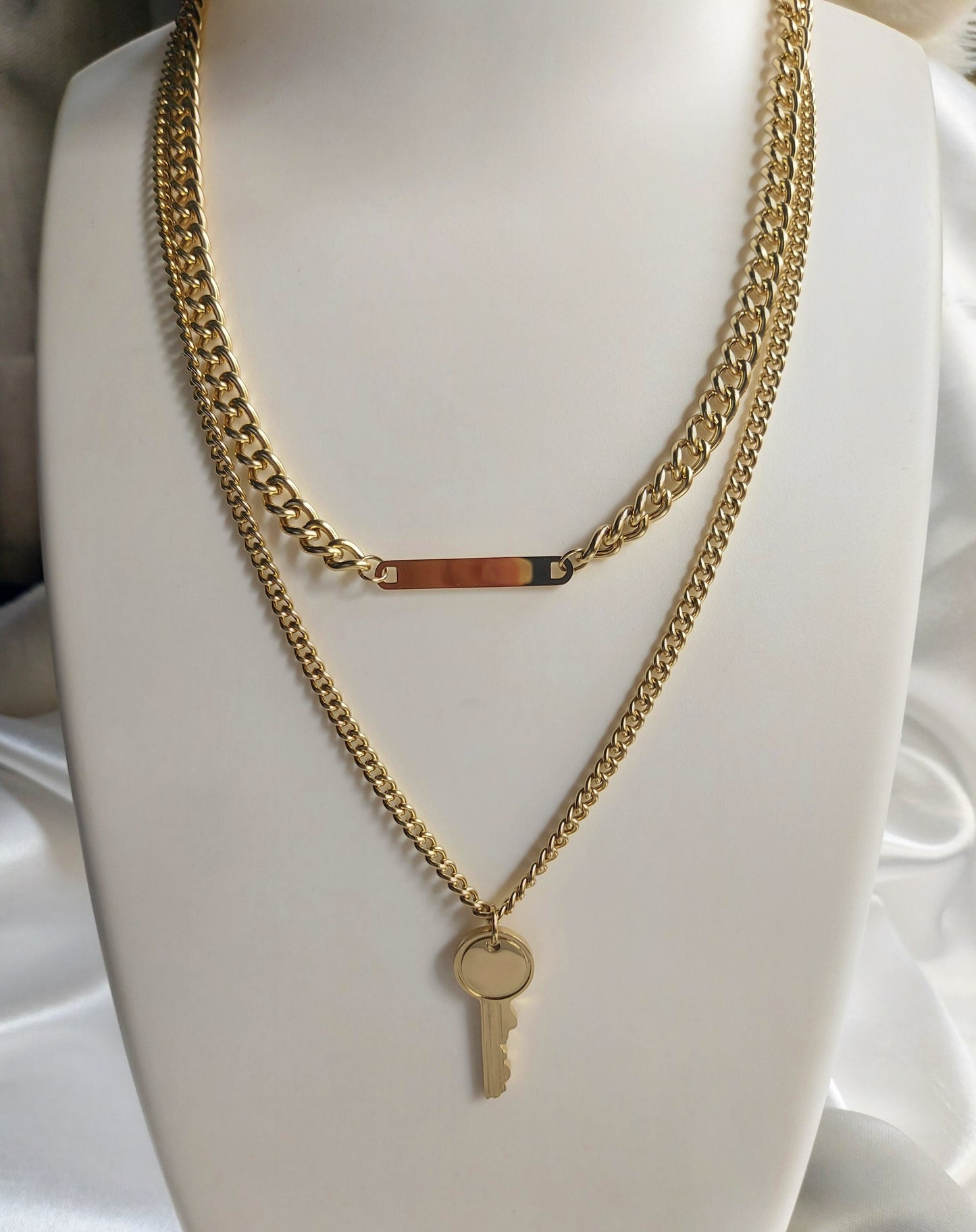 The Silent key Answer link layer Necklace