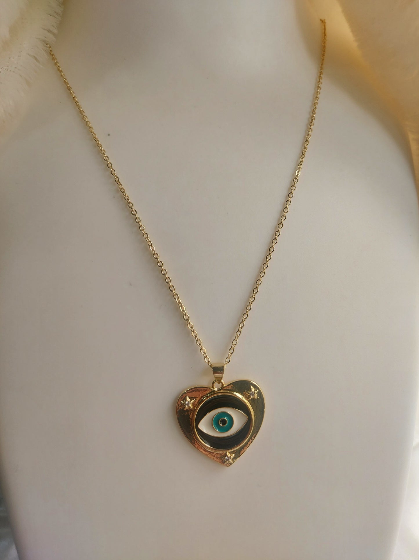 Heart Evil Eye Neckpiece