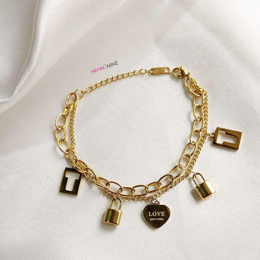 Charmer bracelet