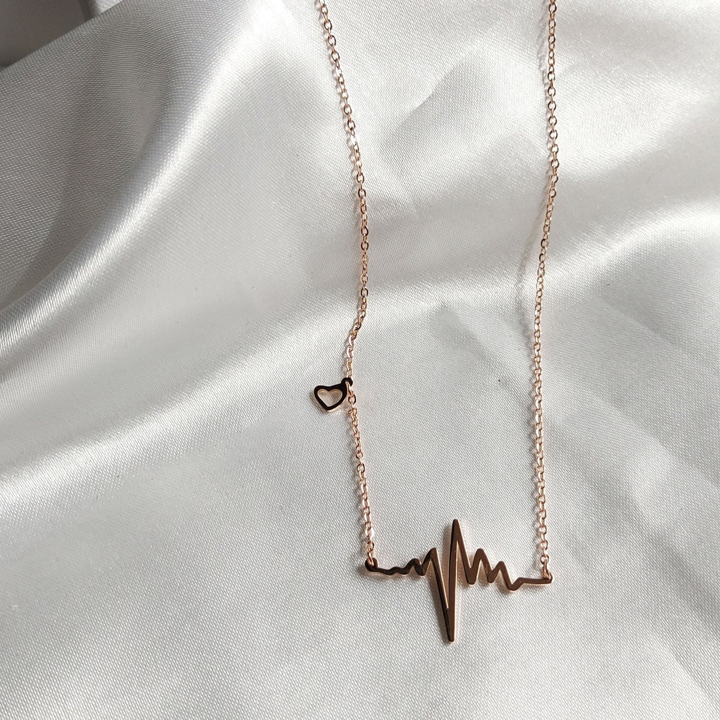 Cardio Heart beat Neckpiece