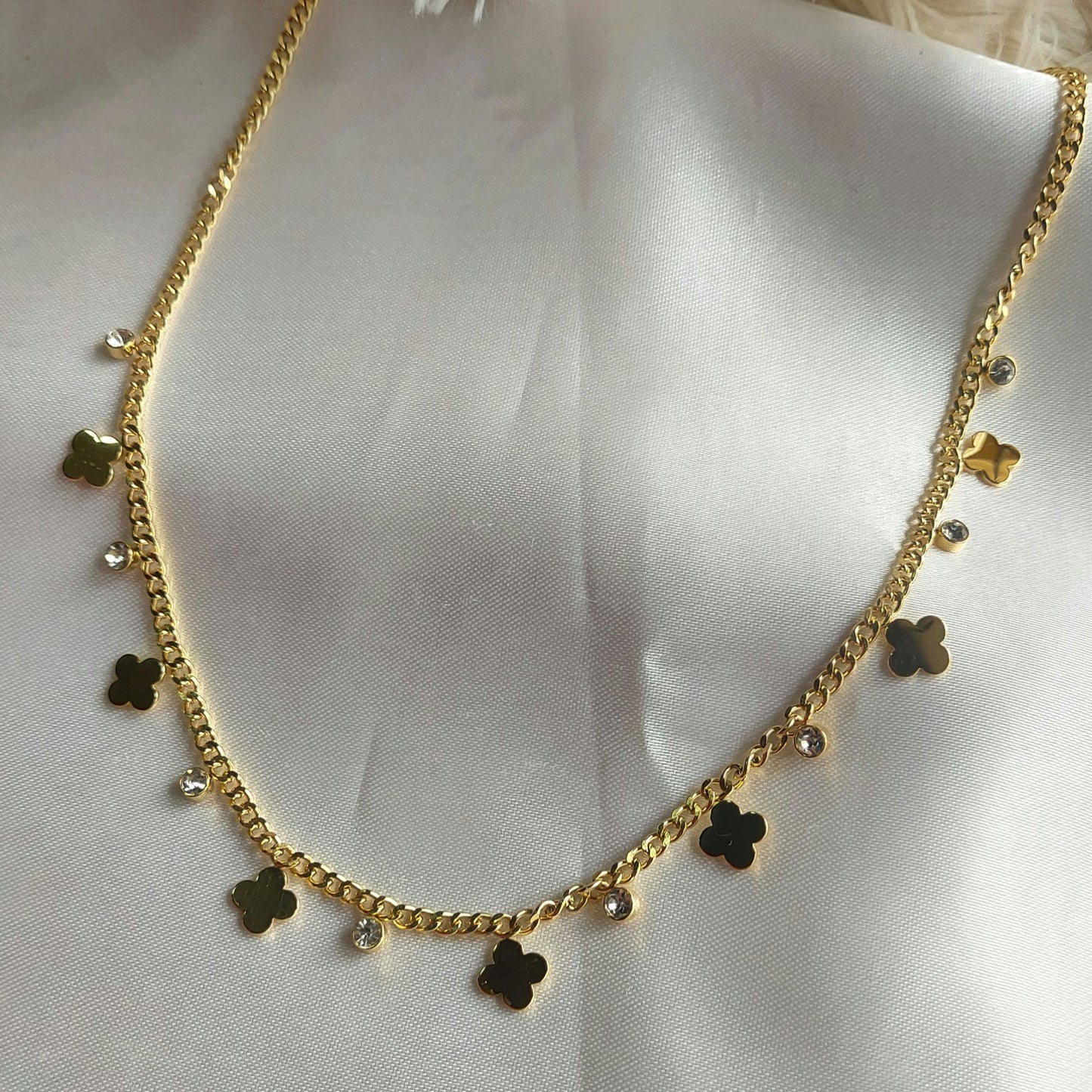 Gold dance again necklace