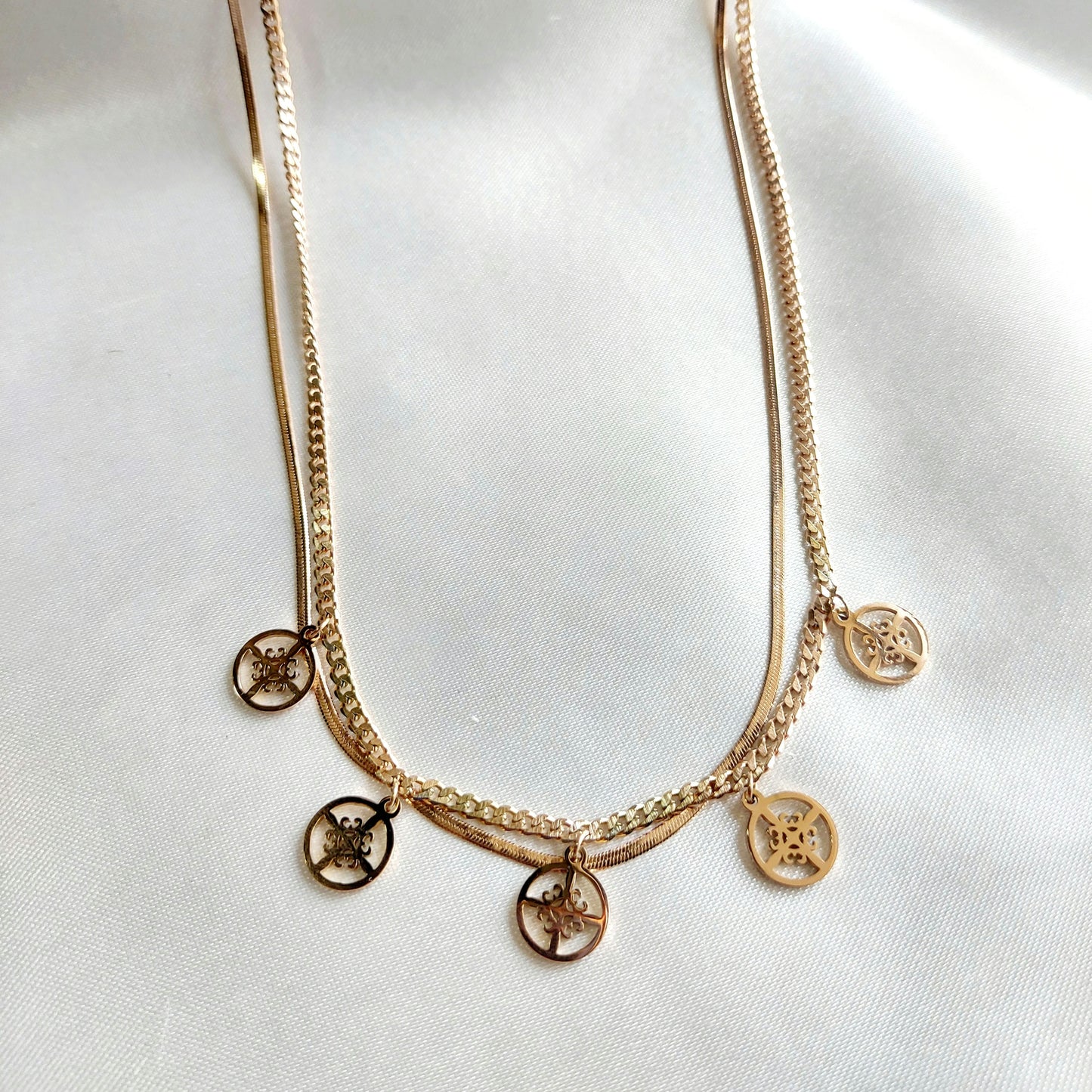 Lila link layer Necklace