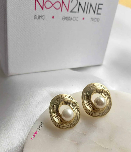 Big Pearl Studs