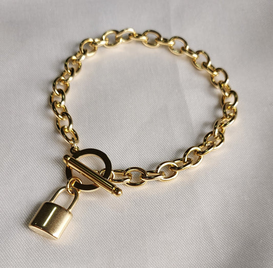 Link Lock Bracelet